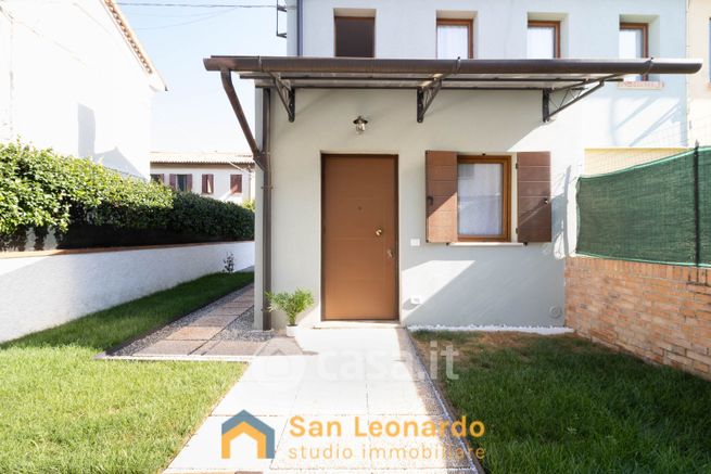 Villetta a schiera in residenziale in Via Piavesella
