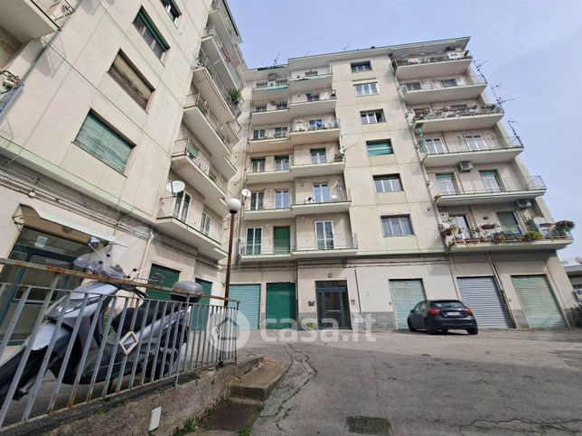 Ufficio in commerciale in Via Padre Pergamo Basilio 77