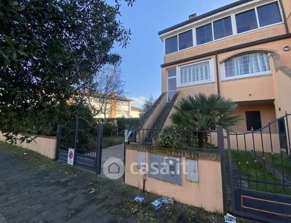 Appartamento in residenziale in Viale Dante Alighieri