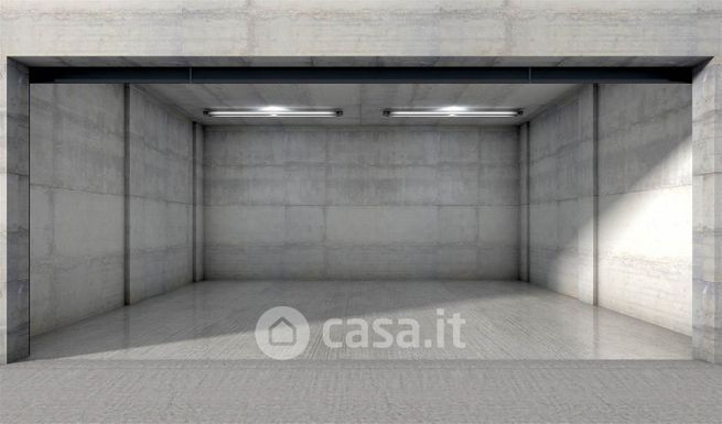 Garage/posto auto in residenziale in Via Cesare Battisti 12