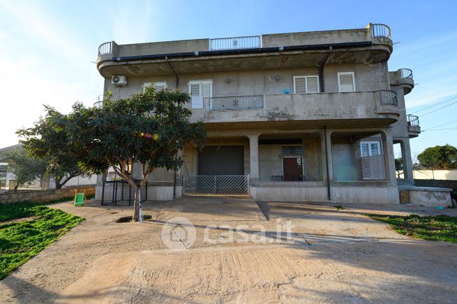 Appartamento in residenziale in Viale dei Gelsi 1
