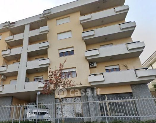 Appartamento in residenziale in Via Alla Salara 1