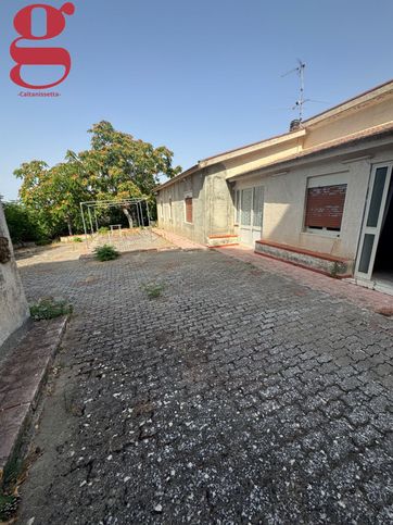 Casa indipendente in residenziale in Strada Statale 122bis
