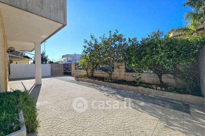 Appartamento in residenziale in Via Gregorio Messere 5