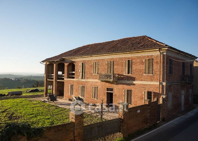 Rustico/casale in residenziale in ROMA-ZANCO 65