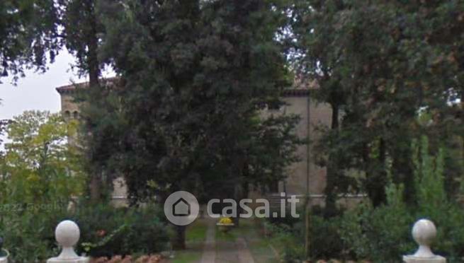 Appartamento in residenziale in Via Petrosa 126