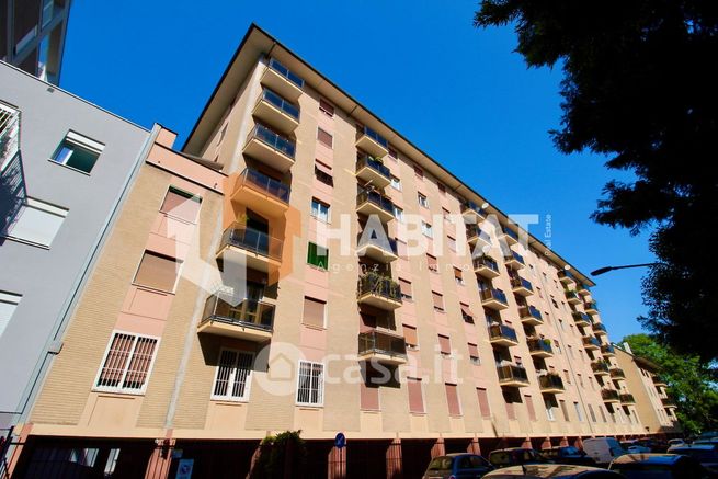 Appartamento in residenziale in Via Privata Martino Lutero 7