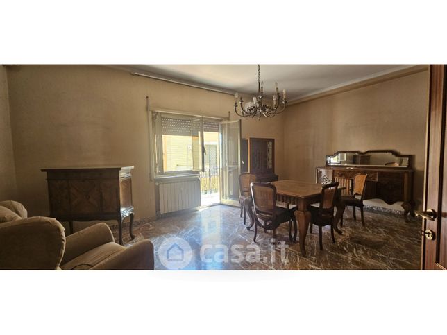 Appartamento in residenziale in Via Corsica