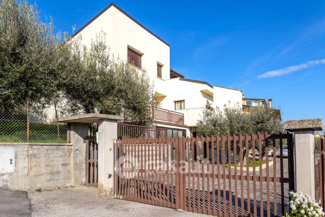 Villa in residenziale in Via della Beata Colomba 32