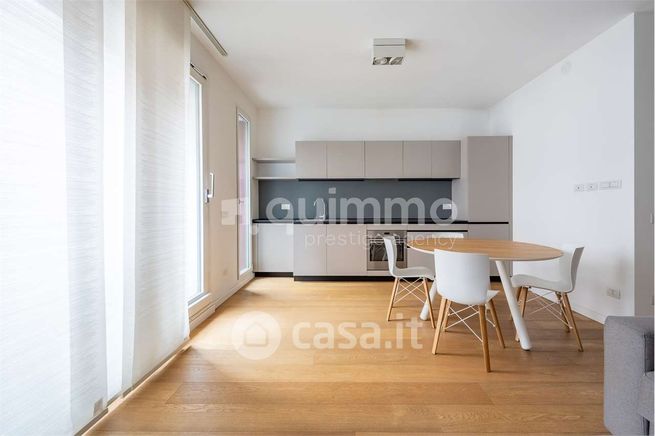 Appartamento in residenziale in Via Aleardo Aleardi 15