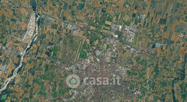 Terreno agricolo in commerciale in Via San Leonardo