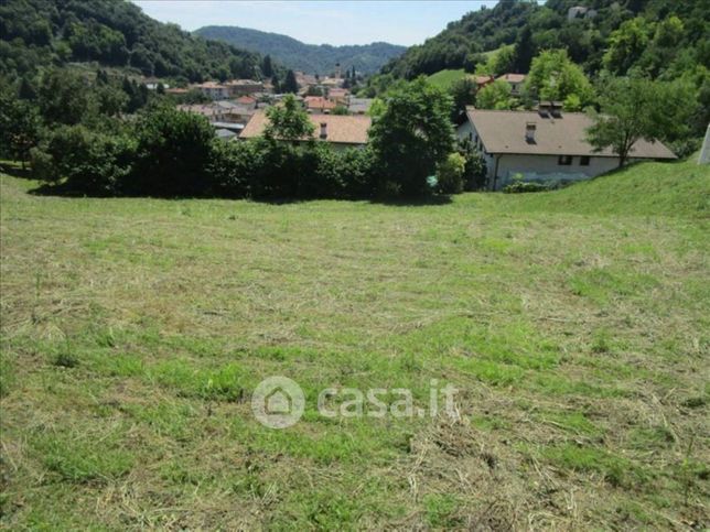Terreno agricolo in commerciale in Via Bellavista
