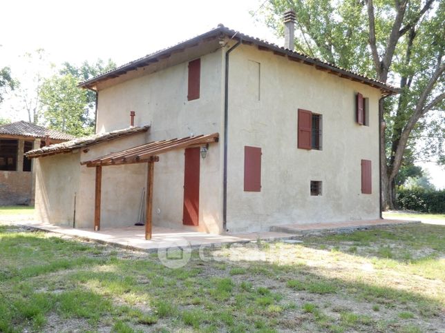 Rustico/casale in residenziale in Via Armiggia 4
