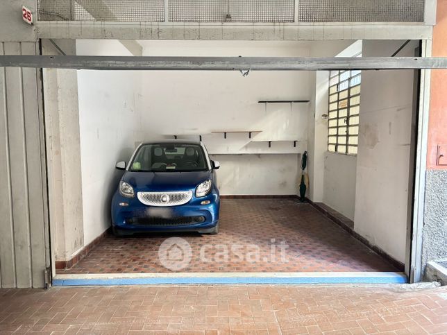 Box/posto auto in residenziale in Via Giuseppe Bertuccioni 34
