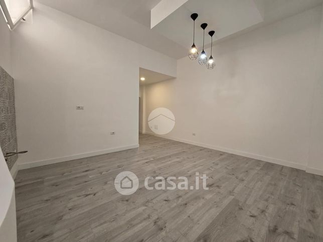 Appartamento in residenziale in Via Cirenaica 9