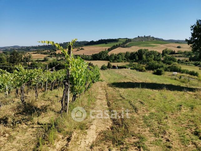 Terreno agricolo in commerciale in Via Senese