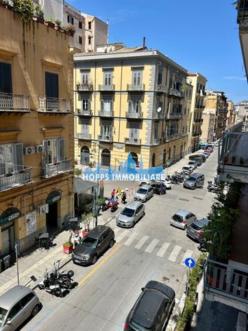 Appartamento in residenziale in Via Emerico Amari