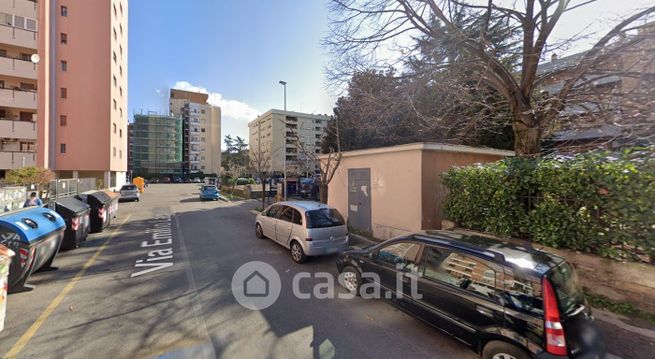 Appartamento in residenziale in Via Emilio Lagostina 7