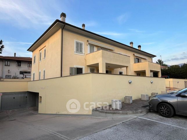 Appartamento in residenziale in Via Santocchia 58