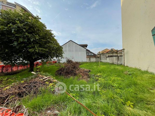 Terreno edificabile in residenziale in Strada dell'Arco