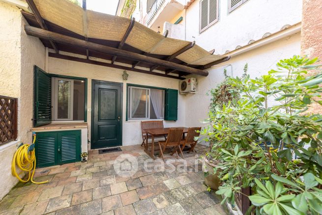 Appartamento in residenziale in Via Caravaggio 15