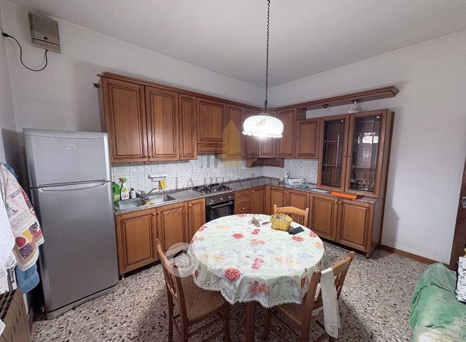 Casa indipendente in residenziale in Via Belvedere 4