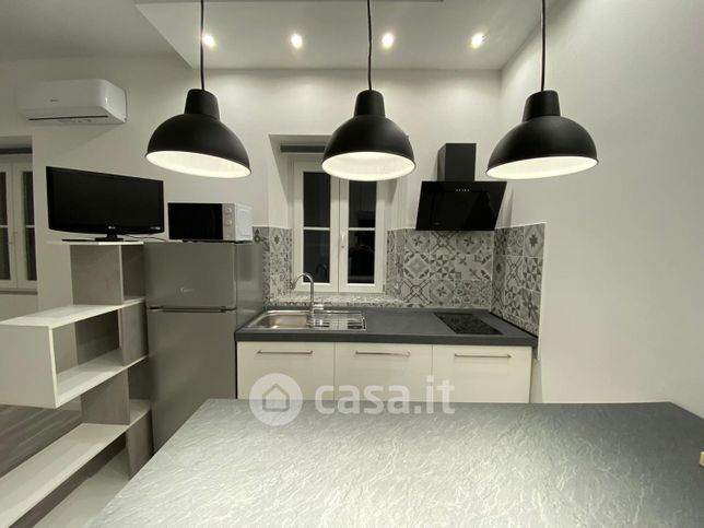 Appartamento in residenziale in Piazza Durini Conte 9