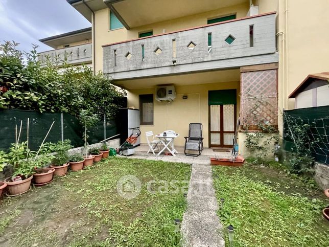 Appartamento in residenziale in Via Catalani 5