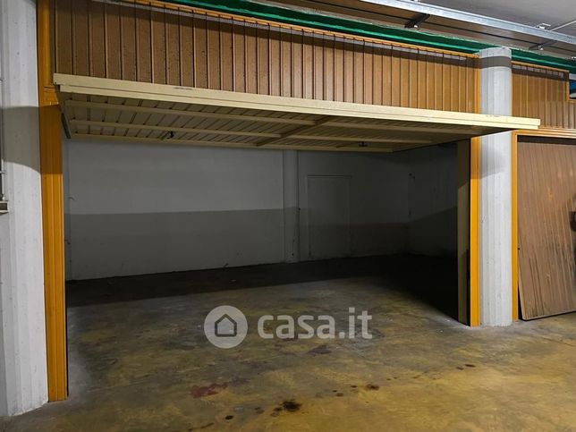 Garage/posto auto in residenziale in 