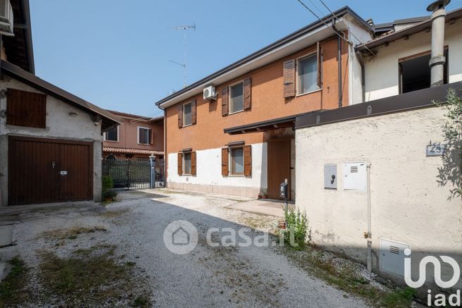 Appartamento in residenziale in Via Moscati 41