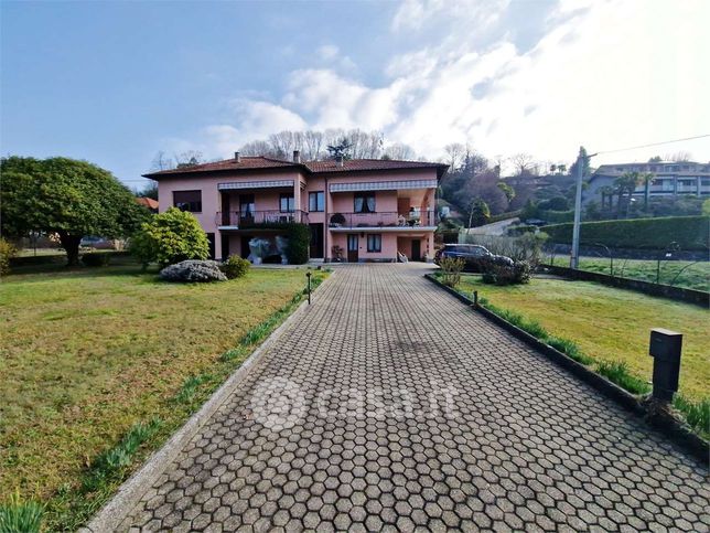 Casa bi/trifamiliare in residenziale in Via Gerolamo Pirinoli