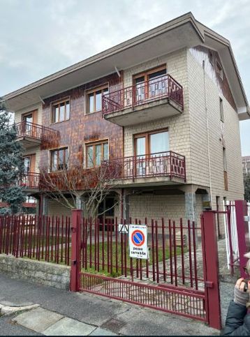 Appartamento in residenziale in Via Cesana 23