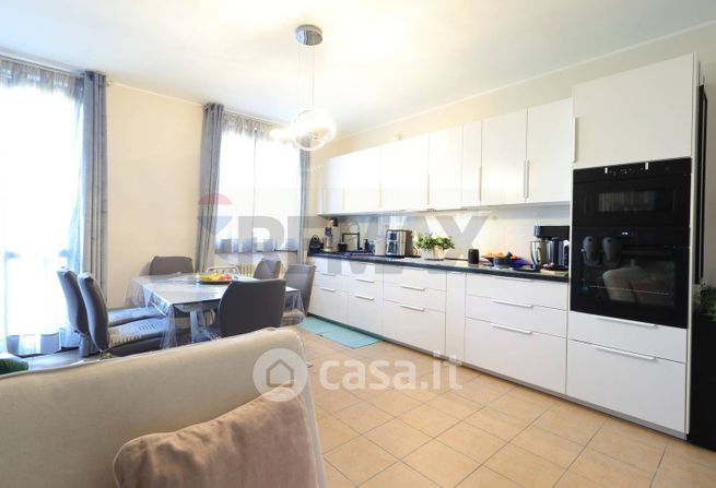 Appartamento in residenziale in Via Casolini 27