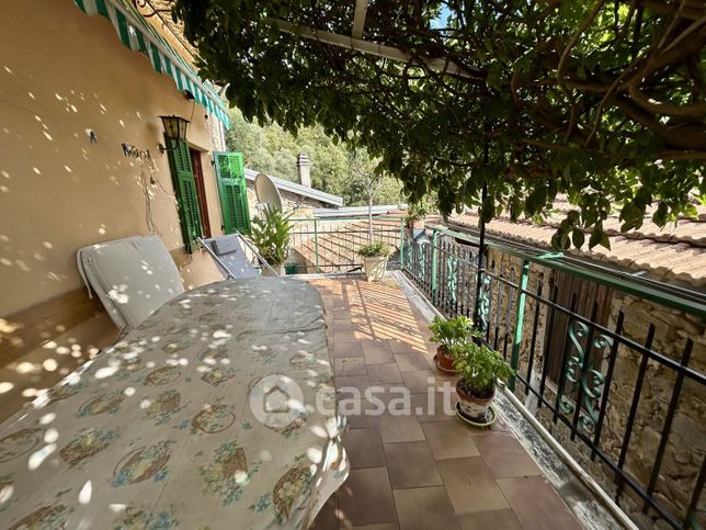 Villetta a schiera in residenziale in Frazione Verrandi