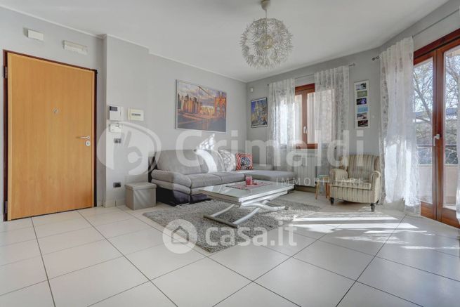 Appartamento in residenziale in Via Monte Acuto 14