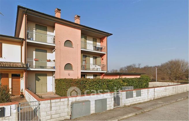 Appartamento in residenziale in Via Paolo Ferrari 48