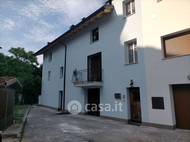 Villetta a schiera in residenziale in Via Annibale Apollonio