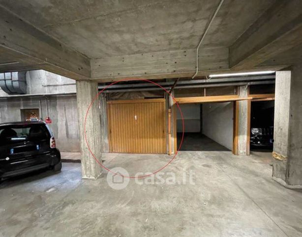 Garage/posto auto in residenziale in Via Trieste 49