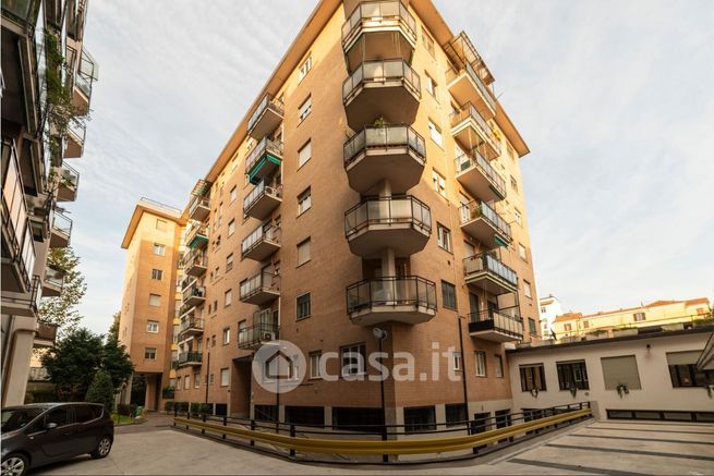 Appartamento in residenziale in Via Ascanio Sforza 81