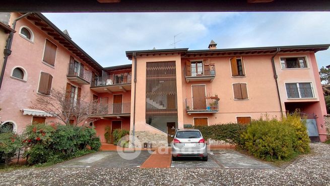 Appartamento in residenziale in Via Leutelmonte