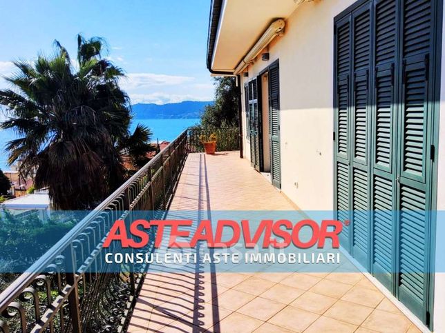 Appartamento in residenziale in Via A Solva 126