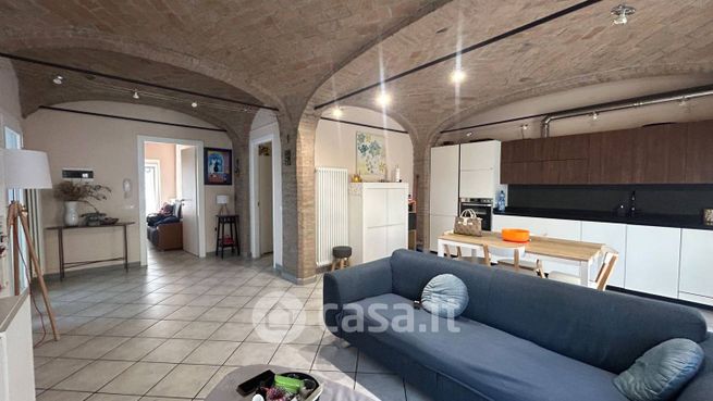 Appartamento in residenziale in Via Alessandro Manzoni 2