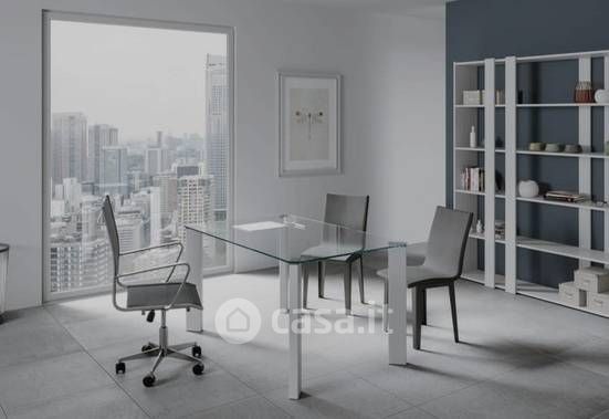 Ufficio in commerciale in 