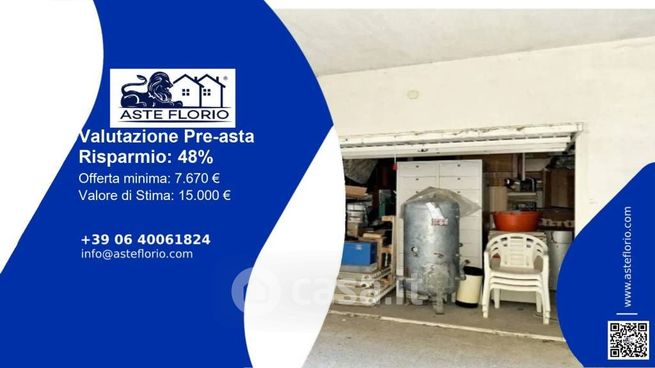Box/posto auto in residenziale in Via Ignazio Buttitta
