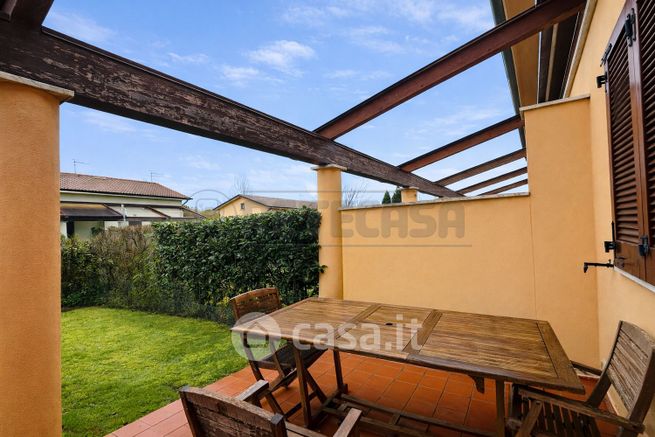 Villetta a schiera in residenziale in Via della Croce 60