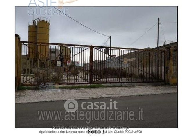 Terreno agricolo in commerciale in Piazza F. Zurlo