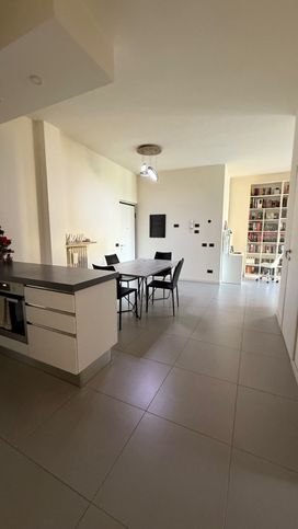 Appartamento in residenziale in Via Giuseppe Giacosa
