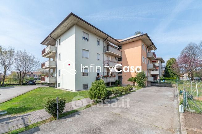 Appartamento in residenziale in Via della Vegra