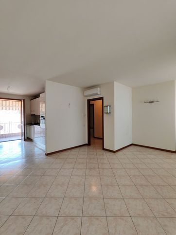 Appartamento in residenziale in Via Corrado da Montemagno