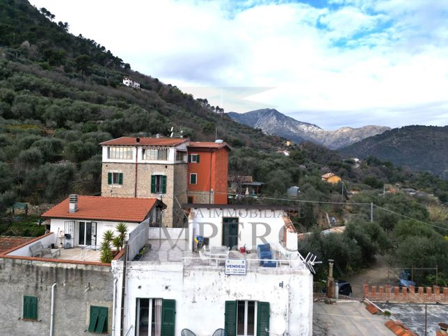Villetta a schiera in residenziale in Via Ciappin 87A